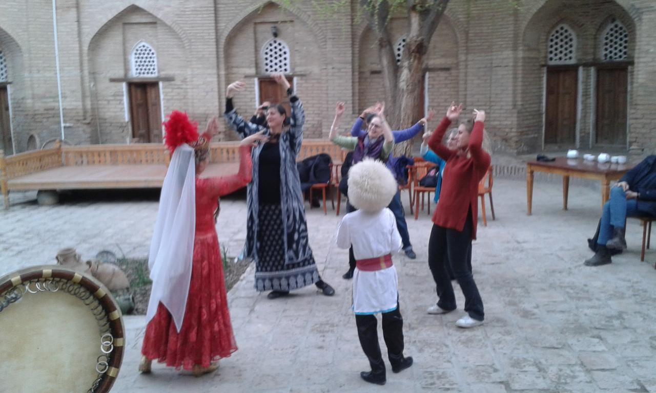 Guest House Orzu Khiva ภายนอก รูปภาพ