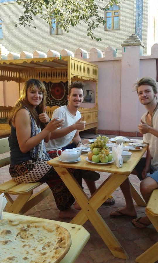 Guest House Orzu Khiva ภายนอก รูปภาพ
